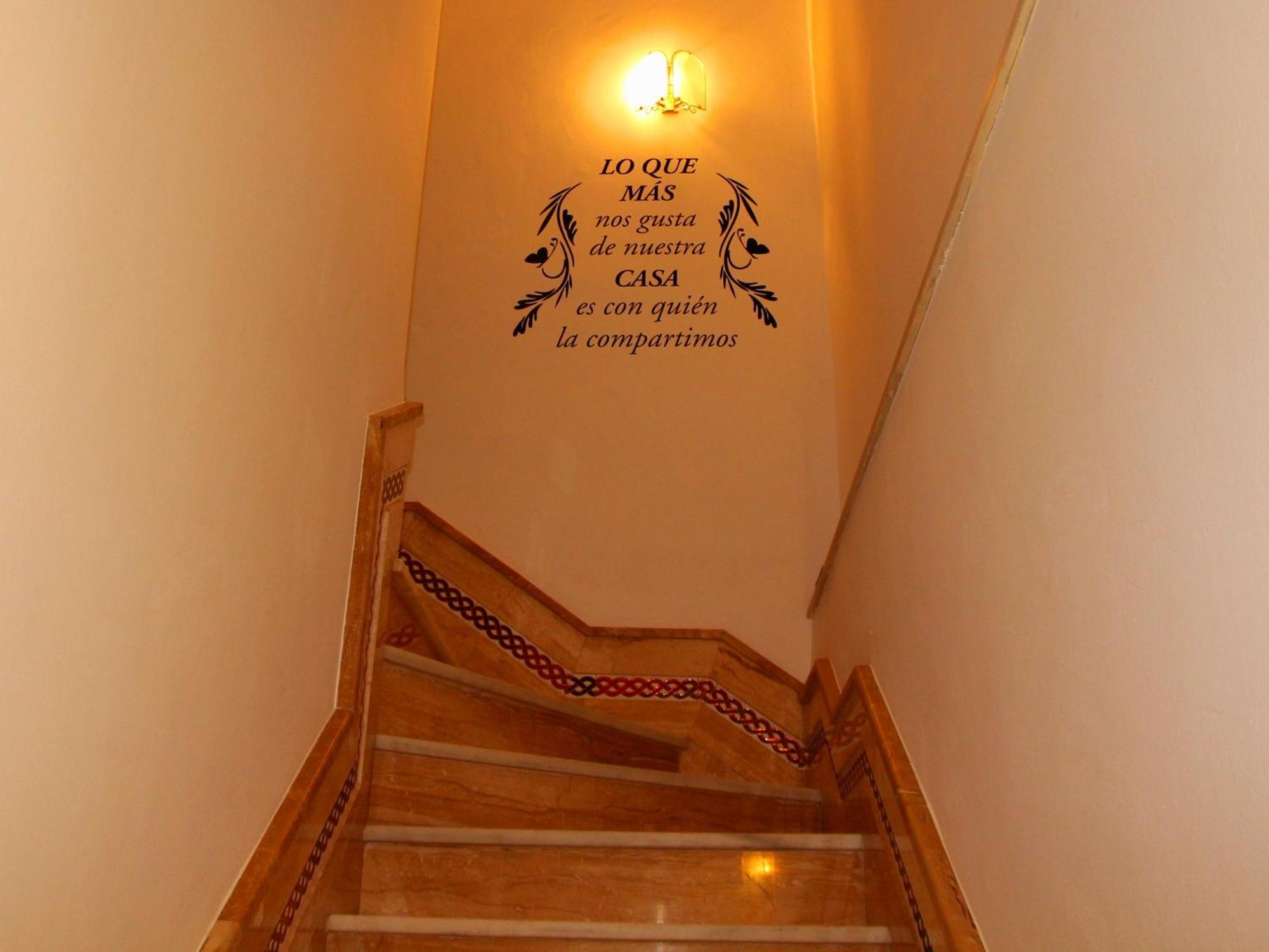 Villa Ahumor Apartamento Entero 20 M Sevilla -6Pax Dos Hermanas Exterior photo
